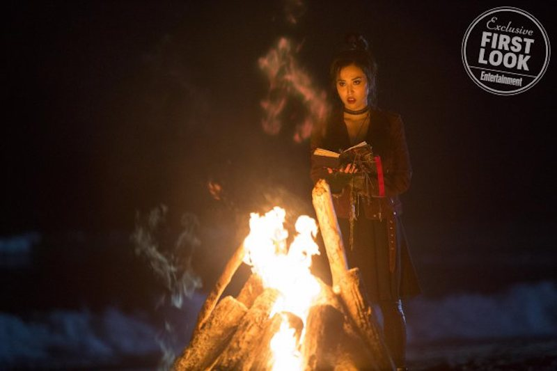 Illustration for article titled The Kids Are Not All Right ('Cause the Parents Are Evil) in These New Runaways Pics